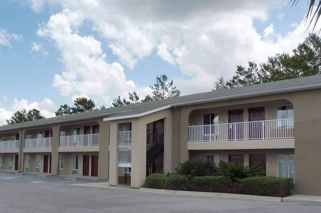 Red Roof Inn Defuniak Springs Exterior foto