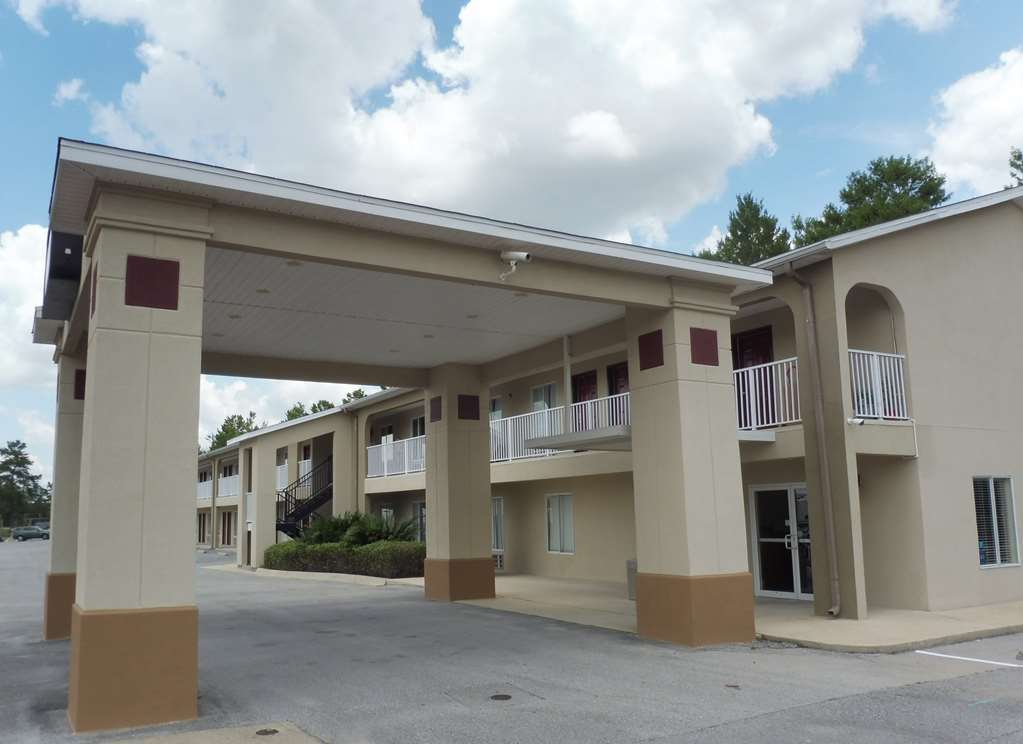 Red Roof Inn Defuniak Springs Exterior foto